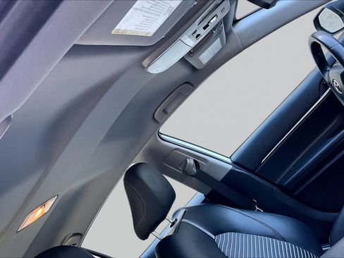 Certified 2022 Toyota Camry SE FWD image 14