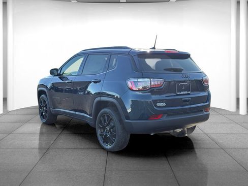 New 2026 Jeep Compass Latitude AWD/4WD image 5