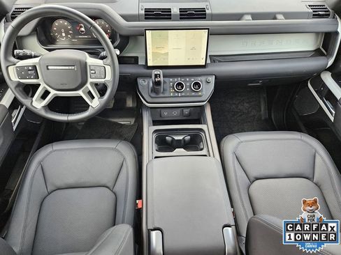 Used 2024 Land Rover Defender 110 SE AWD/4WD image 28