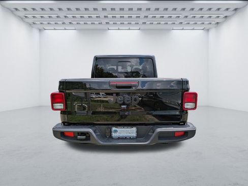 New 2025 Jeep Gladiator Sport AWD/4WD image 5
