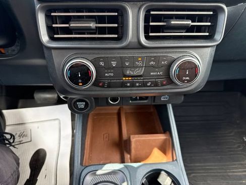Used 2024 Ford Maverick Lariat w/ FX4 Off-Road Package AWD/4WD image 24