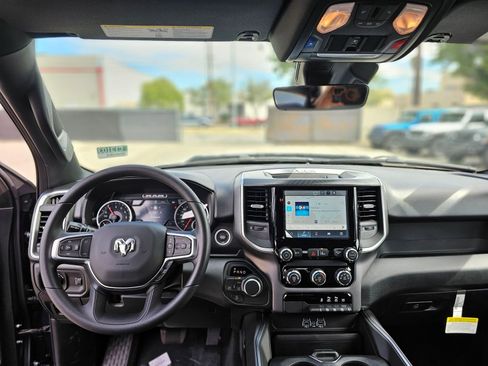 New 2026 RAM 1500 Express AWD/4WD image 26