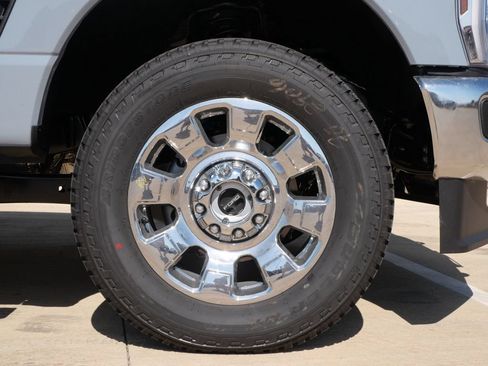 New 2026 Ford F250 Lariat w/ Chrome Package AWD/4WD image 7