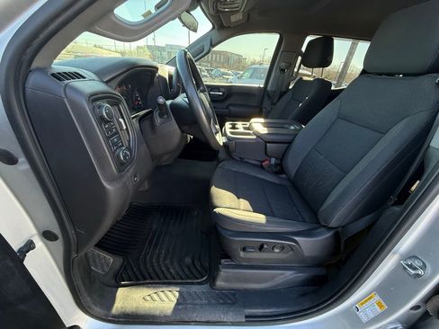 Used 2022 Chevrolet Silverado 1500 Custom AWD/4WD image 22