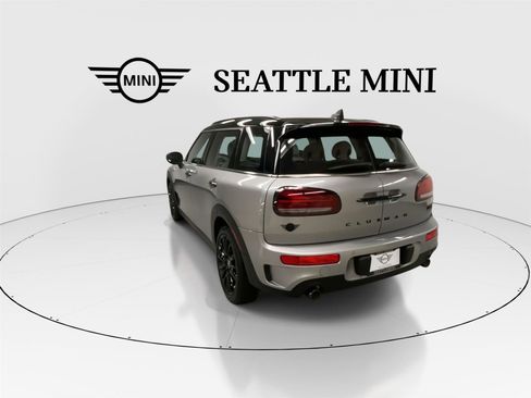 Certified 2023 MINI Cooper Clubman S image 9