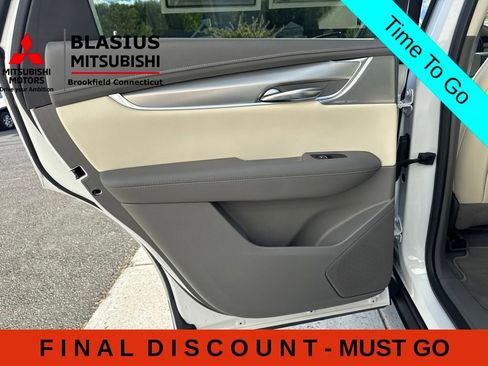 Used 2023 Cadillac XT5 Premium Luxury AWD/4WD image 36