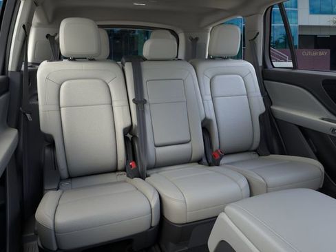New 2025 Lincoln Aviator Reserve w/ Illumination Package RWD image 11
