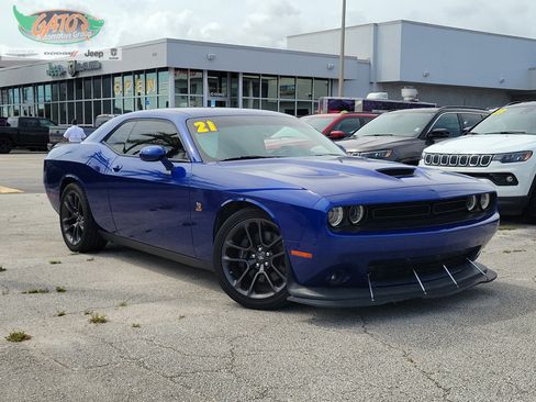 Used 2021 Dodge Challenger R/T Scat Pack image 1