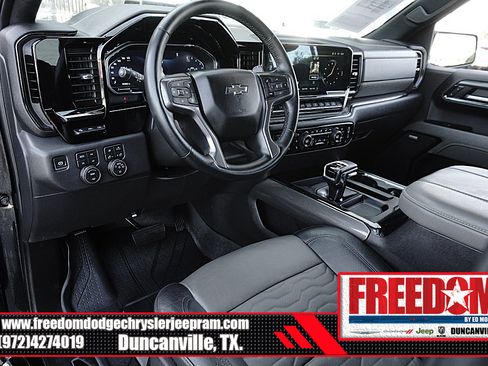 Used 2024 Chevrolet Silverado 1500 ZR2 w/ Technology Package AWD/4WD image 9