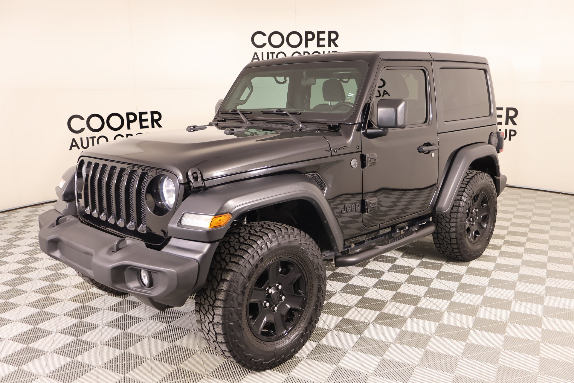 Used 2020 Jeep Wrangler Sport AWD/4WD image 9