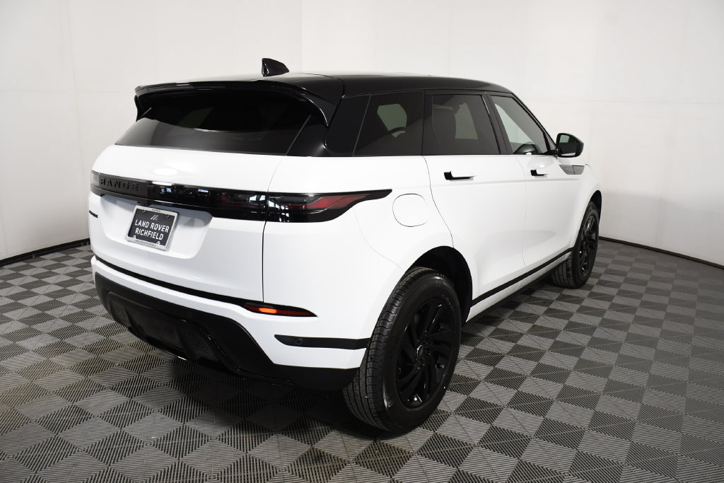 Certified 2026 Land Rover Range Rover Evoque Dynamic SE AWD/4WD image 6