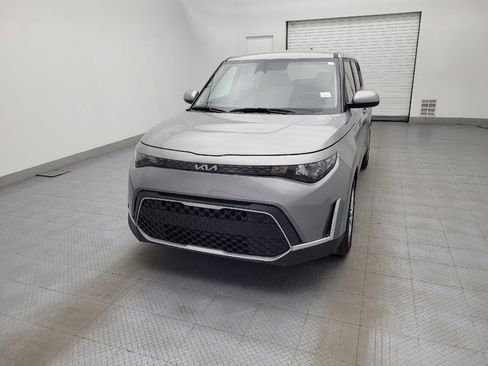 Used 2024 Kia Soul LX image 15