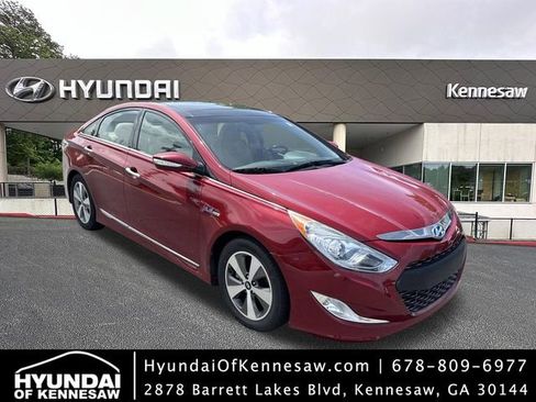 Used 2012 Hyundai Sonata Hybrid w/ Ultimate Pkg FWD image 1