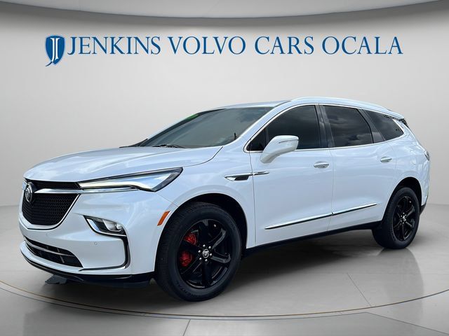 Used 2024 Buick Enclave Essence w/ Experience Buick Package FWD image 7