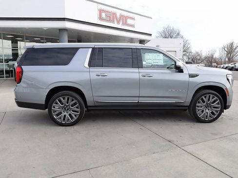 New 2026 GMC Yukon XL Denali Ultimate image 7