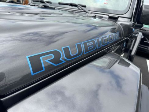 Used 2022 Jeep Wrangler Unlimited Rubicon 4xe w/ Cold Weather Group image 7