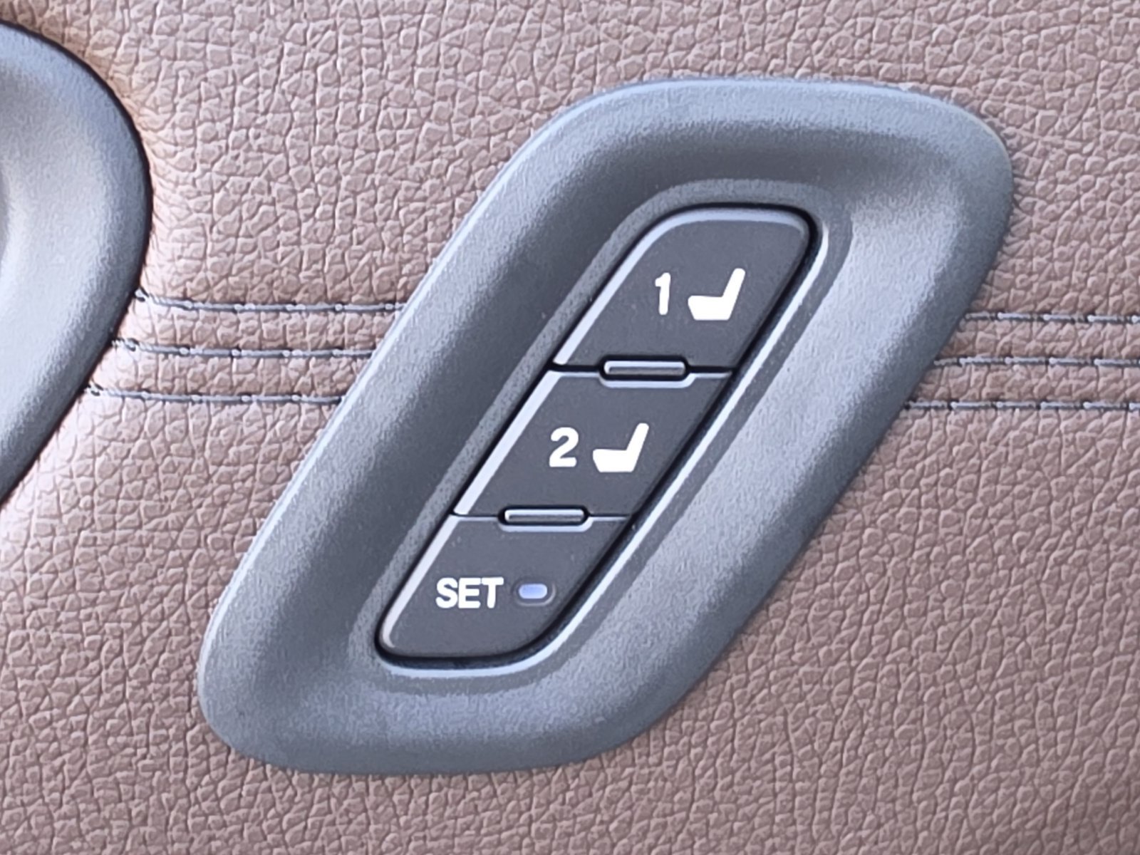 New 2026 Honda Pilot Touring image 18