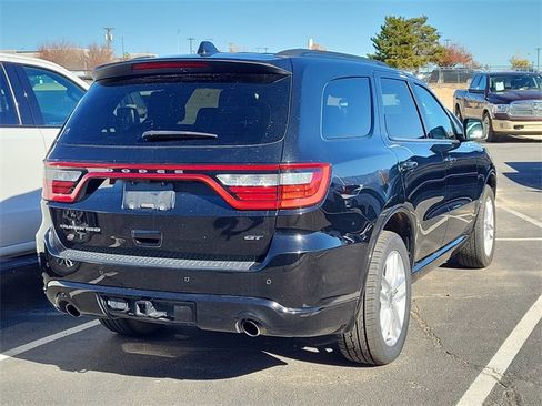 Used 2023 Dodge Durango GT image 4