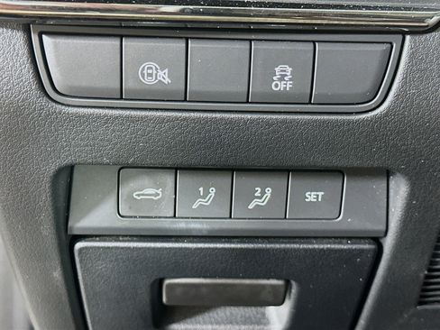 Used 2025 MAZDA MAZDA3 s image 17