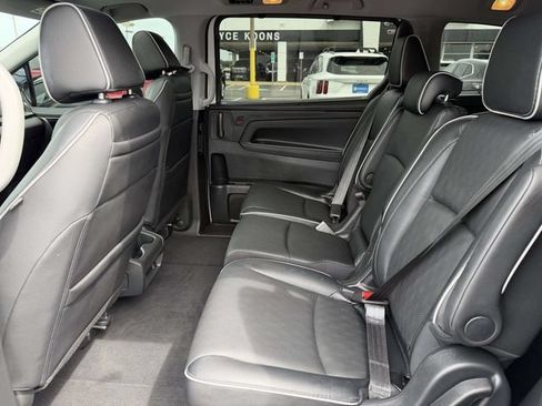 Certified 2024 Honda Odyssey Elite image 9