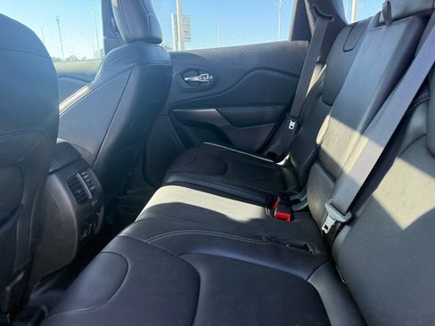 Used 2021 Jeep Cherokee Limited w/ Elite Package image 23