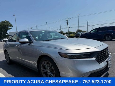 Used 2024 Honda Accord EX image 3