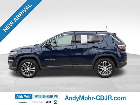Used 2020 Jeep Compass Latitude FWD image 4