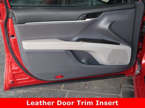 Used 2023 Toyota Camry LE image 27