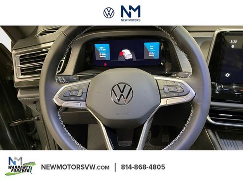 New 2026 Volkswagen Atlas Cross Sport SE image 12