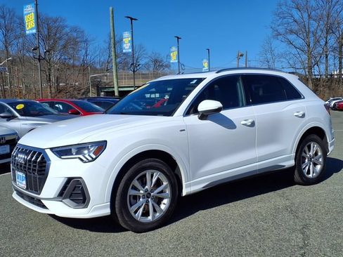 Used 2023 Audi Q3 2.0T Premium AWD/4WD image 3