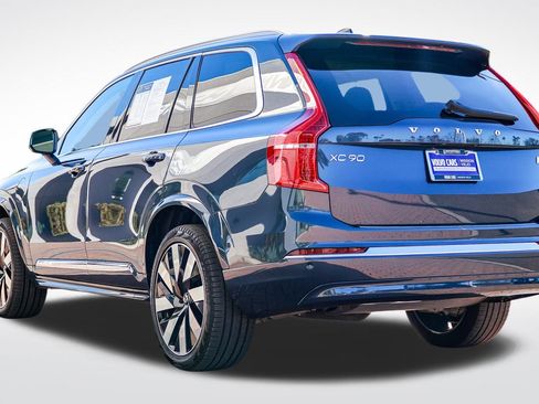 Used 2024 Volvo XC90 T8 Plus w/ Protection Package Premier image 5