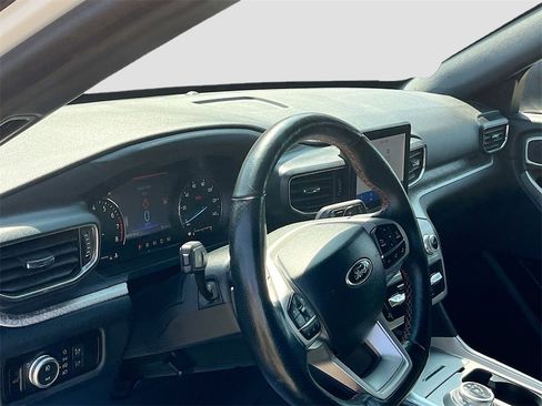Used 2022 Ford Explorer Timberline image 9