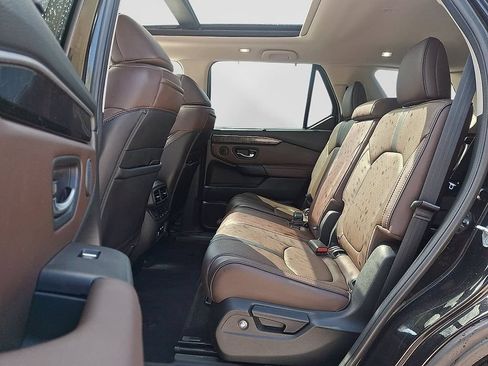 Used 2023 Honda Pilot Elite image 10