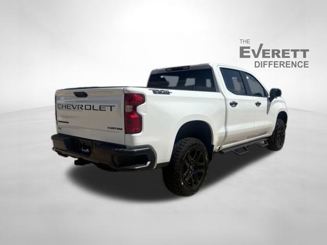 Used 2025 Chevrolet Silverado 1500 Custom Trail Boss w/ Dark Appearance Package AWD/4WD image 7