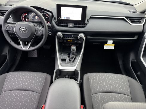 New 2025 Toyota RAV4 XLE image 4