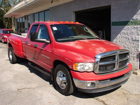 Used 2004 Dodge Ram 3500 Truck SLT w/ Trailer Tow Group image 2