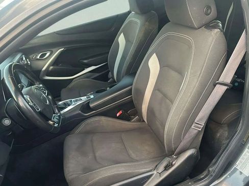 Used 2016 Chevrolet Camaro LT image 17