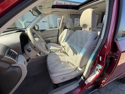 Used 2010 Subaru Forester 2.5X Premium image 9
