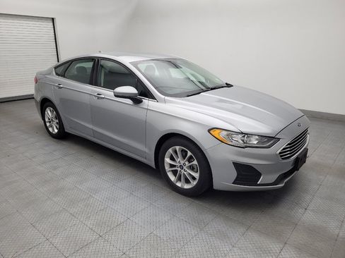 Used 2020 Ford Fusion SE FWD image 11