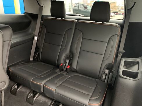 Used 2021 GMC Acadia AT4 image 15