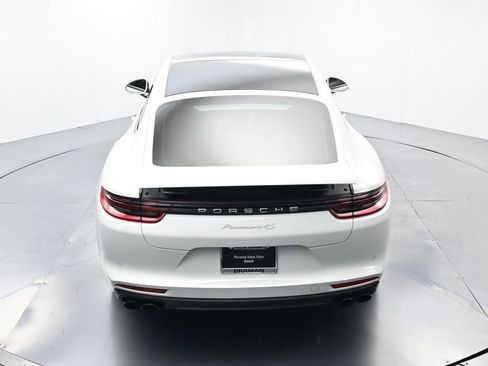 Used 2018 Porsche Panamera 4S image 34