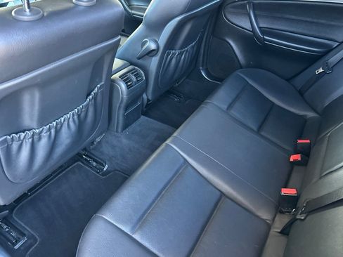 Used 2006 Mercedes-Benz C 230 Sedan image 11