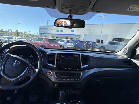 Certified 2018 Honda Pilot EX-L image 16