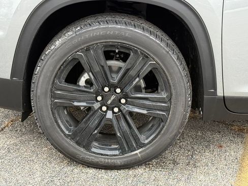 New 2026 GMC Acadia Elevation w/ Black Edition image 7