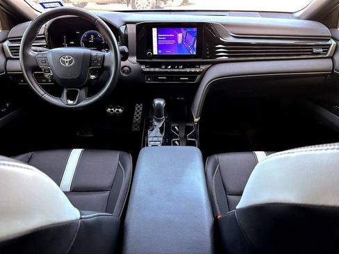 Used 2025 Toyota Camry SE w/ Convenience Package FWD image 26