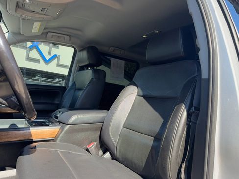 Used 2018 Chevrolet Silverado 1500 LTZ w/ LTZ Plus Package AWD/4WD image 16