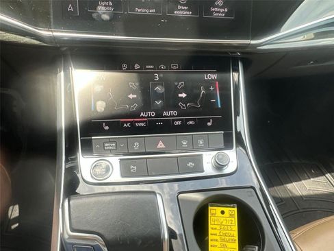 Used 2022 Audi Q7 3.0T Premium Plus AWD/4WD image 30