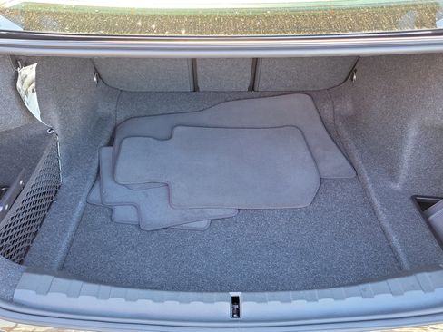 Used 2025 BMW 330i Sedan image 7