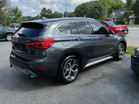 Used 2017 BMW X1 xDrive28i image 3