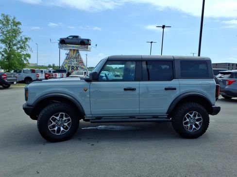 Certified 2024 Ford Bronco Badlands AWD/4WD image 6